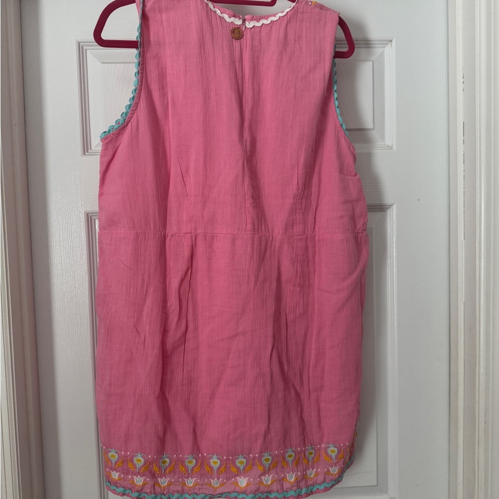 Pink Sleeveless Dress with Floral Accents - Picture 5 of 7